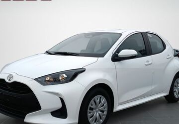 Toyota Yaris 43.700 km 16.900 &euro; Garbsen 30827