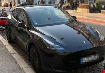 Tesla Model Y 64.000 km 32.000 &euro; Hannover 30171