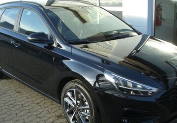 Hyundai i30 2.450 km 24.990 &euro; Hannover 30453