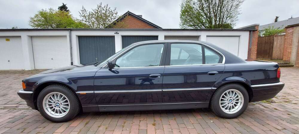 BMW 740 238.000 km 21.900 &euro; Hannover, Landeshauptstadt 30179