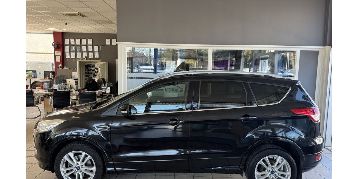 Ford Kuga 128.503 km 13.990 &euro; Hannover 30419