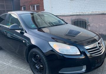 Opel Insignia 209.000 km 3.900 &euro; Neustadt am Rübenberge bei Hannover 31535