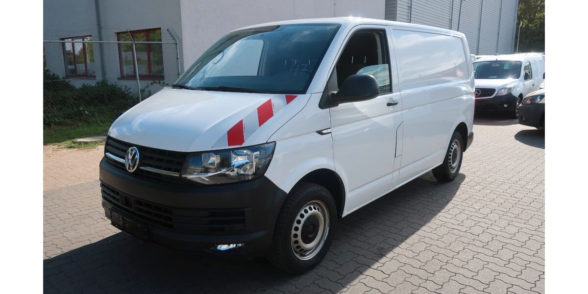 VW T6 Transporter 243.022 km 12.300 &euro; Hannover 30179