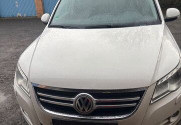 VW Tiguan 283.745 km 4.600 &euro; Garbsen 30823