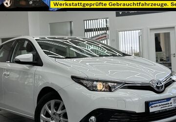Toyota Auris 110.500 km 10.900 &euro; Fuhrberg 30938