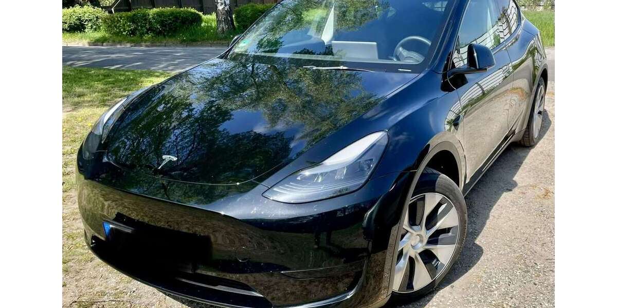 Tesla Model Y 128.600 km 28.500 &euro; Lehrte, Stadt 31275