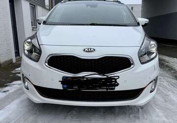 Kia Carens 175.000 km 10.400 &euro; isernhagen 30916