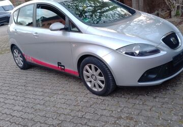 Seat Altea 176.000 km 2.999 &euro; Pattensen 30982
