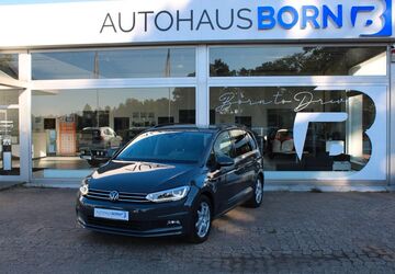 VW Touran 46.100 km 30.490 &euro; Neustadt am Rübenberge 31535