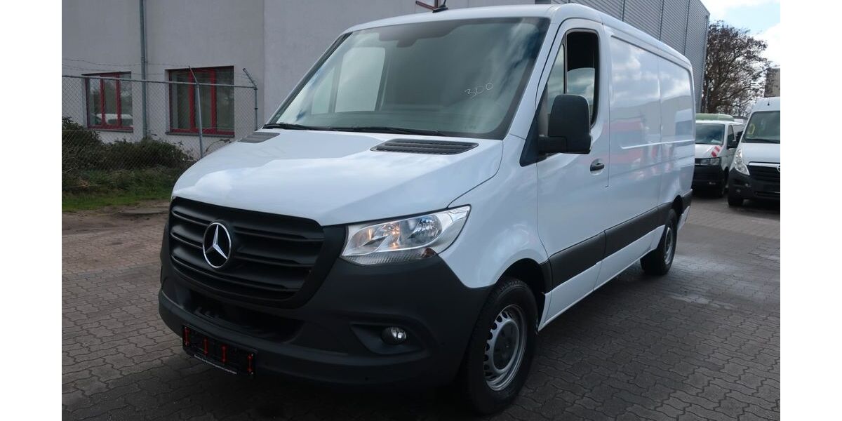 Mercedes-Benz Sprinter 232.900 km 20.500 &euro; Hannover 30179