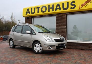 Toyota Corolla Verso 47.304 km 5.890 &euro; Lauenau 31867