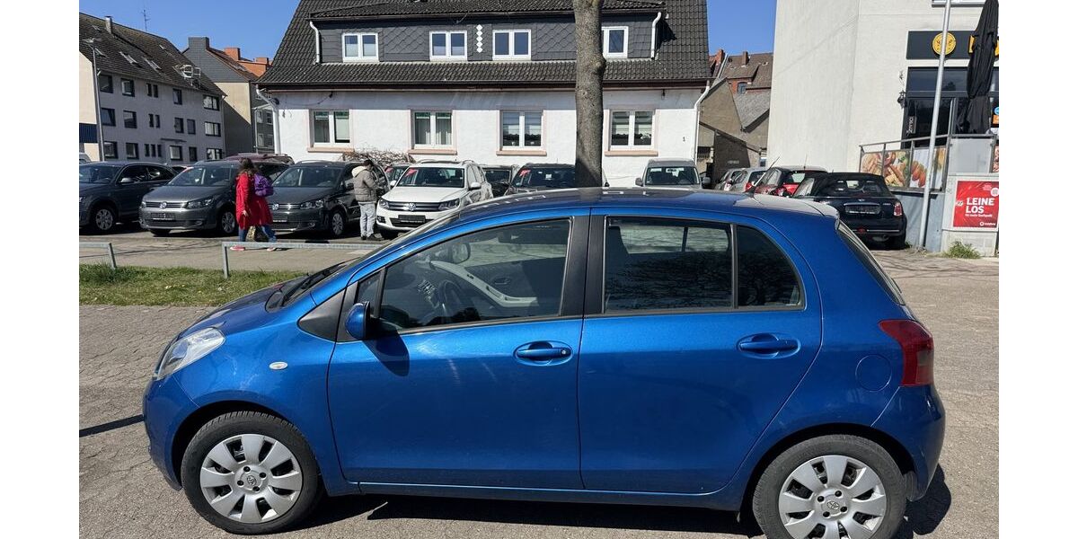 Toyota Yaris 134.862 km 3.390 &euro; Hannover 30419