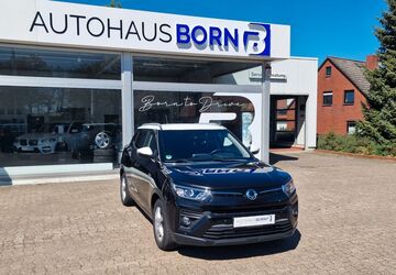 SsangYong Tivoli 28.099 km 15.790 &euro; Neustadt am Rübenberge 31535