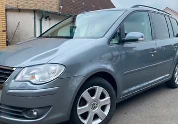 VW Touran 193.863 km 4.699 &euro; Ronnenberg 30952