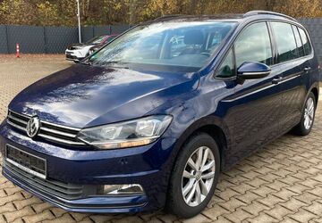 VW Touran 200.000 km 10.490 &euro; Neustadt am Rübenberge bei Hannover 31535