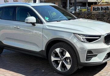 Volvo XC40 2.300 km 38.500 &euro; Hohnhorst 31559