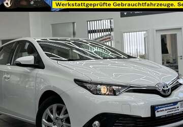 Toyota Auris 110.500 km 10.950 &euro; Fuhrberg 30938