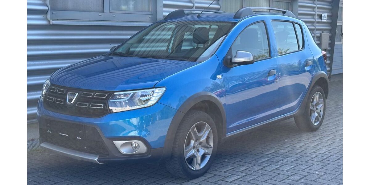 Dacia Sandero 100.000 km 8.990 &euro; Burgdorf 31303
