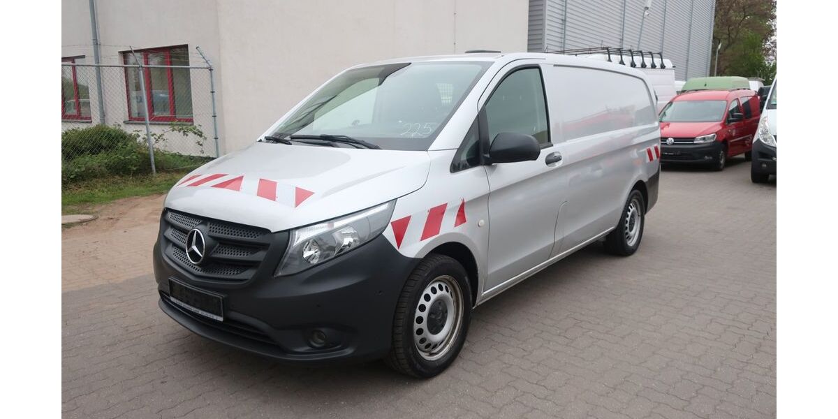 Mercedes-Benz Vito 182.428 km 15.900 &euro; Hannover 30179