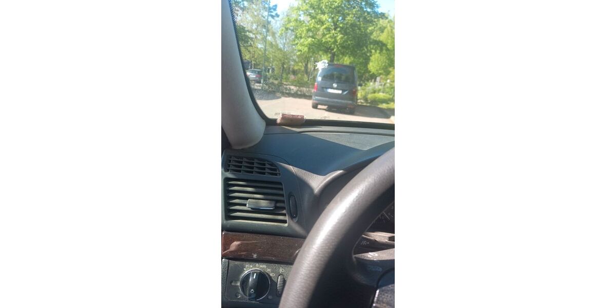 Mercedes-Benz 220 333.000 km 4.444 &euro; Hannover 30519