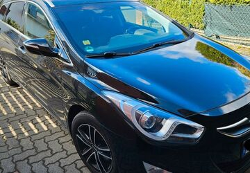 Hyundai i40 205.000 km 6.100 &euro; Lehrte Ahlten 31275