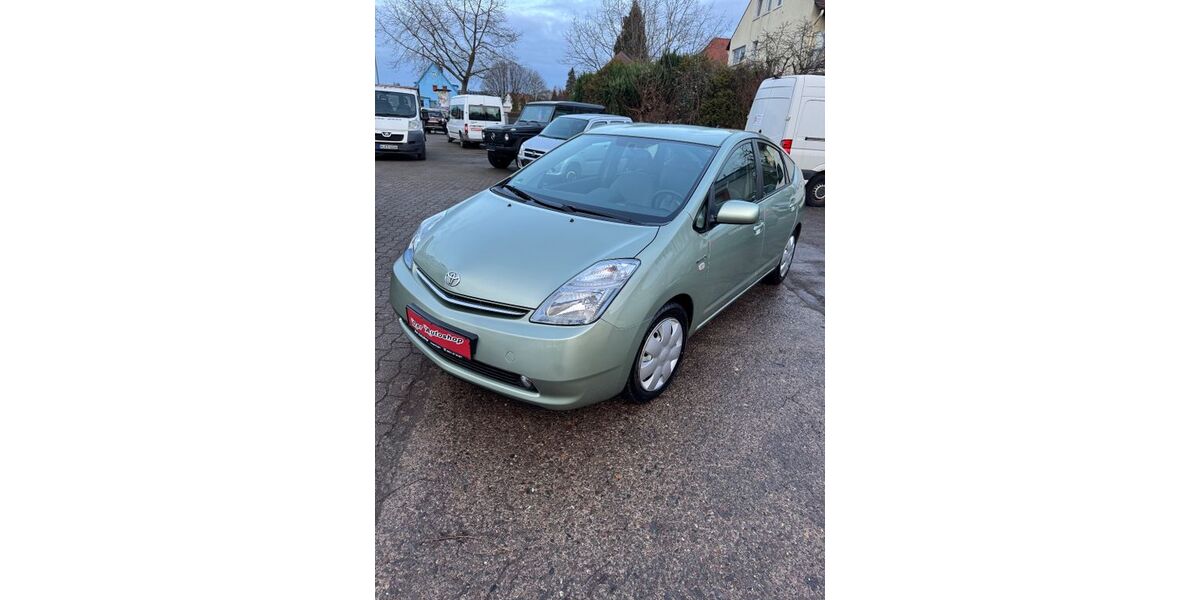 Toyota Prius 51.300 km 9.250 &euro; Langenhagen 30853
