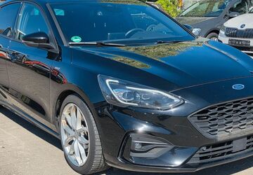 Ford Focus 168.256 km 9.900 &euro; Garbsen 30827