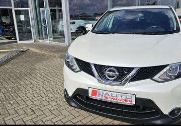 Nissan Qashqai 81.877 km 13.990 &euro; Garbsen 30826