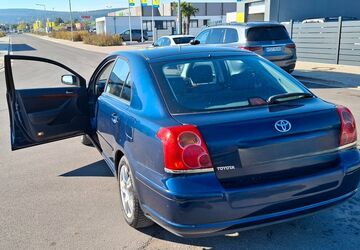 Toyota Avensis 156.400 km 3.900 &euro; Laatzen 30880