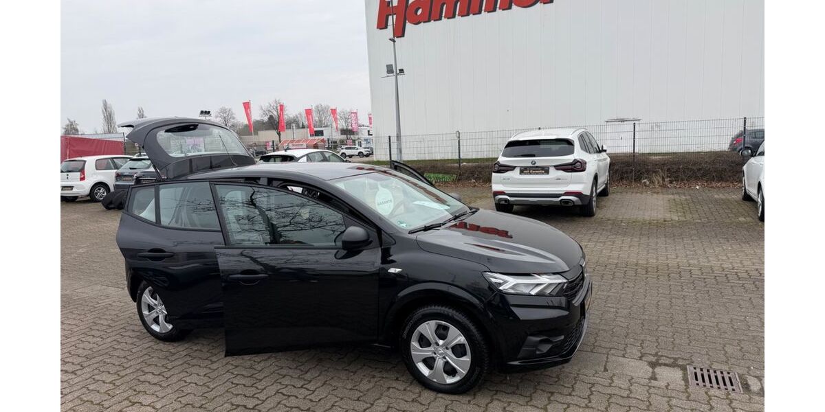 Dacia Sandero 45.000 km 10.299 &euro; Hannover/altwarmbüchen 30916