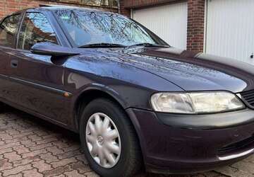 Opel Vectra 63.000 km 2.777 &euro; Wedemark 30900