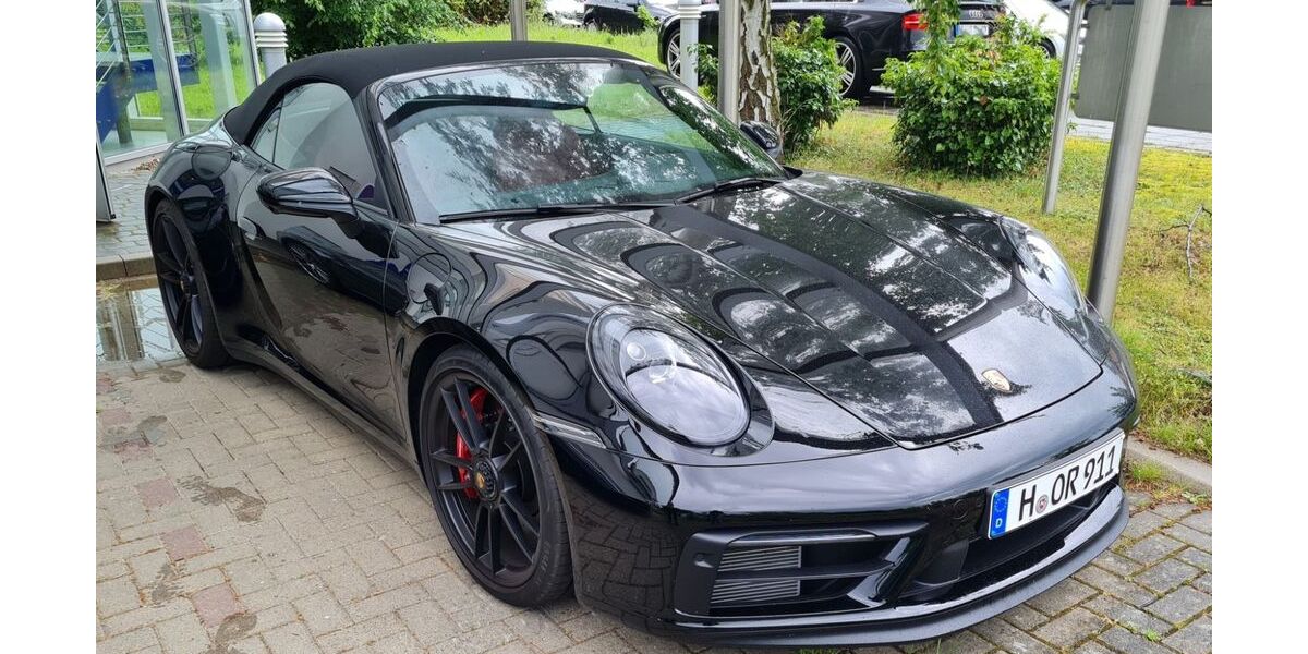 Porsche 992 2.200 km 179.500 &euro; Hannover 30419