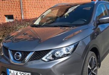 Nissan Qashqai 101.000 km 11.900 &euro; Garbsen 30823