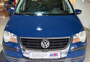 VW Touran 137.870 km 4.990 &euro; Laatzen bei Hannover 30880