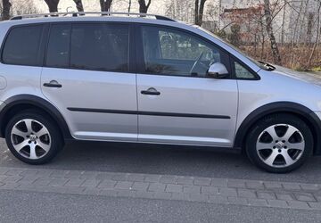 VW Touran 175.000 km 6.990 &euro; Hannover 30419