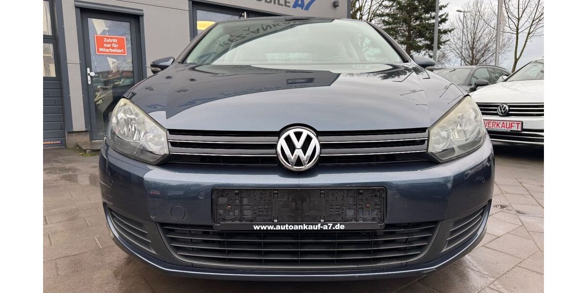 VW Golf 102.865 km 5.999 &euro; Isernhagen OT Altwarmbüchen bei Hannover A2/A7 30916