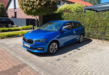 Skoda Fabia 14.000 km 15.900 &euro; Langenhagen 30855