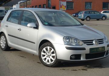 VW Golf 110.186 km 4.990 &euro; Springe 31832