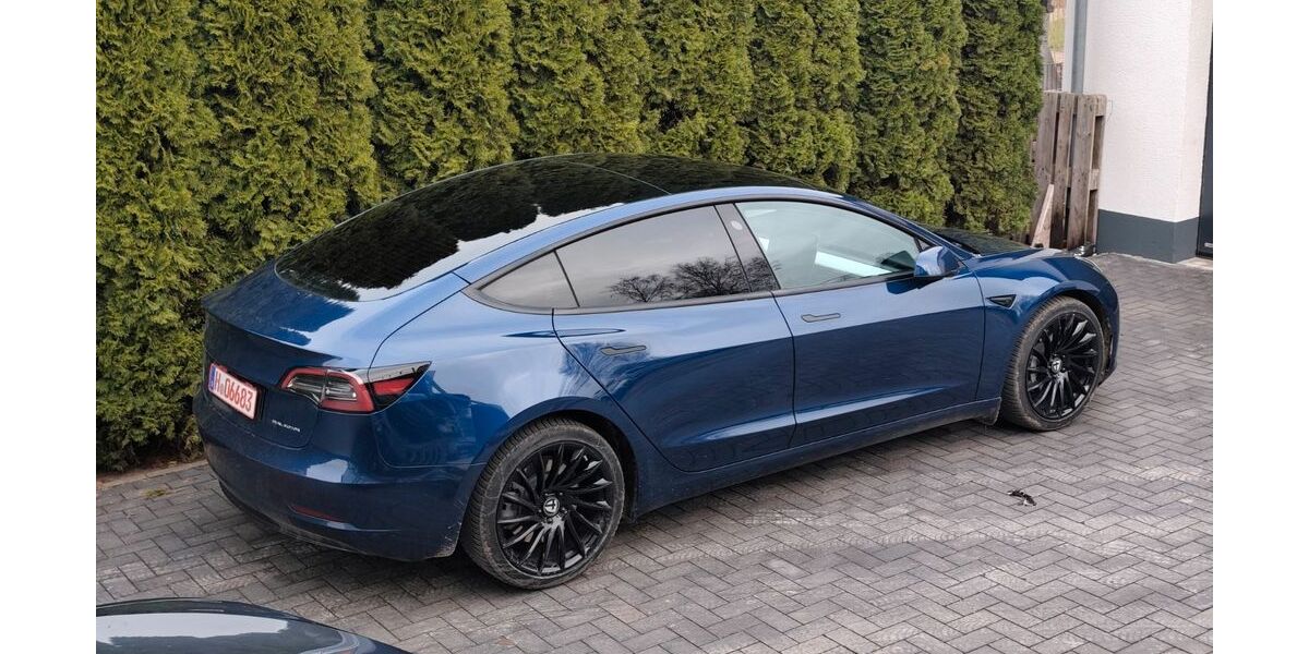 Tesla Model 3 72.190 km 29.999 &euro; Ronnenberg 30952