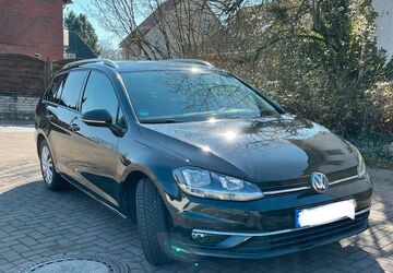 VW Golf 129.500 km 15.300 &euro; Neustadt am Rübenberge 31535