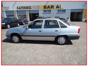 Opel Kadett E Beauty Lim. SEDAN GSD AUTOM- SERVO 74.000 km 6.950 &euro; Hannover 30179