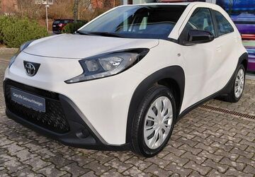 Toyota Aygo (X) 39.710 km 12.240 &euro; Stadthagen 31655