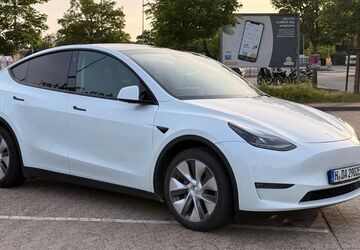 Tesla Model Y 71.745 km 34.900 &euro; Wedemark 30900