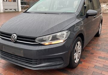 VW Touran 145.800 km 14.980 &euro; Hannover 30179