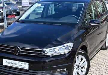 VW Touran 47.190 km 27.489 &euro; Laatzen 30880