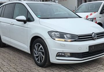 VW Touran 134.256 km 13.410 &euro; Garbsen 30827