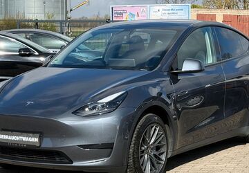 Tesla Model Y 96.900 km 28.990 &euro; Barsinghausen (bei Hannover) 30890