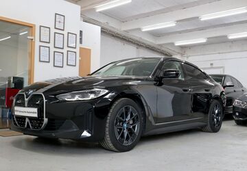 BMW i4 32.560 km 34.999 &euro; Hannover 30163
