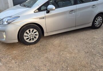 Toyota Prius 83.000 km 13.900 &euro; Langenhagen 30853