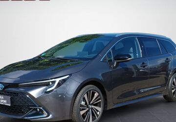 Toyota Corolla 10.500 km 32.490 &euro; Garbsen 30827